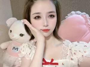 年轻嫩妹兼职，粉b粉奶，身材好